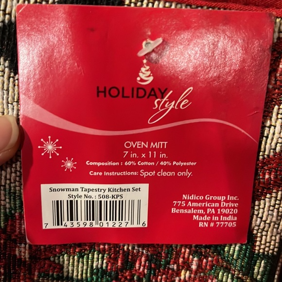 4~Pcs Holiday Snowman Peace Love Towel & Pot Holder & 1 Oven Mitt & Pot Holder - Picture 12 of 15